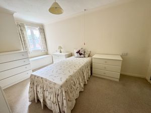 Bedroom - click for photo gallery